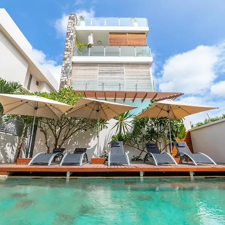 Beachcove Apartment 9 In Pereybere Pereybere Beach Exterior photo