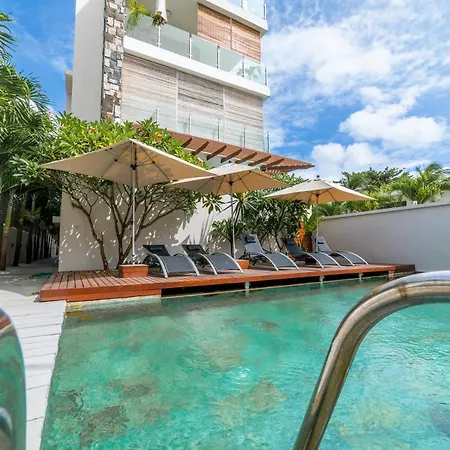Beachcove Apartment 9 In Pereybere Pereybere Beach Exterior photo