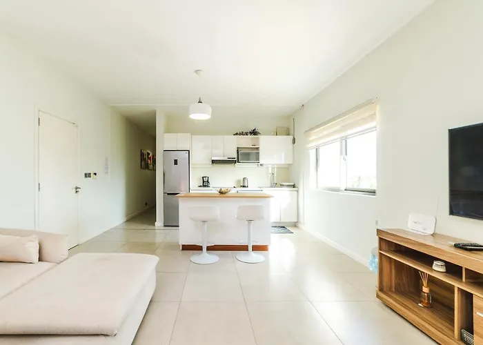 Beachcove Apartment 9 In Pereybere