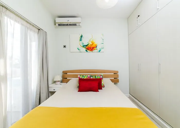 Beachcove Apartment 9 In Pereybere